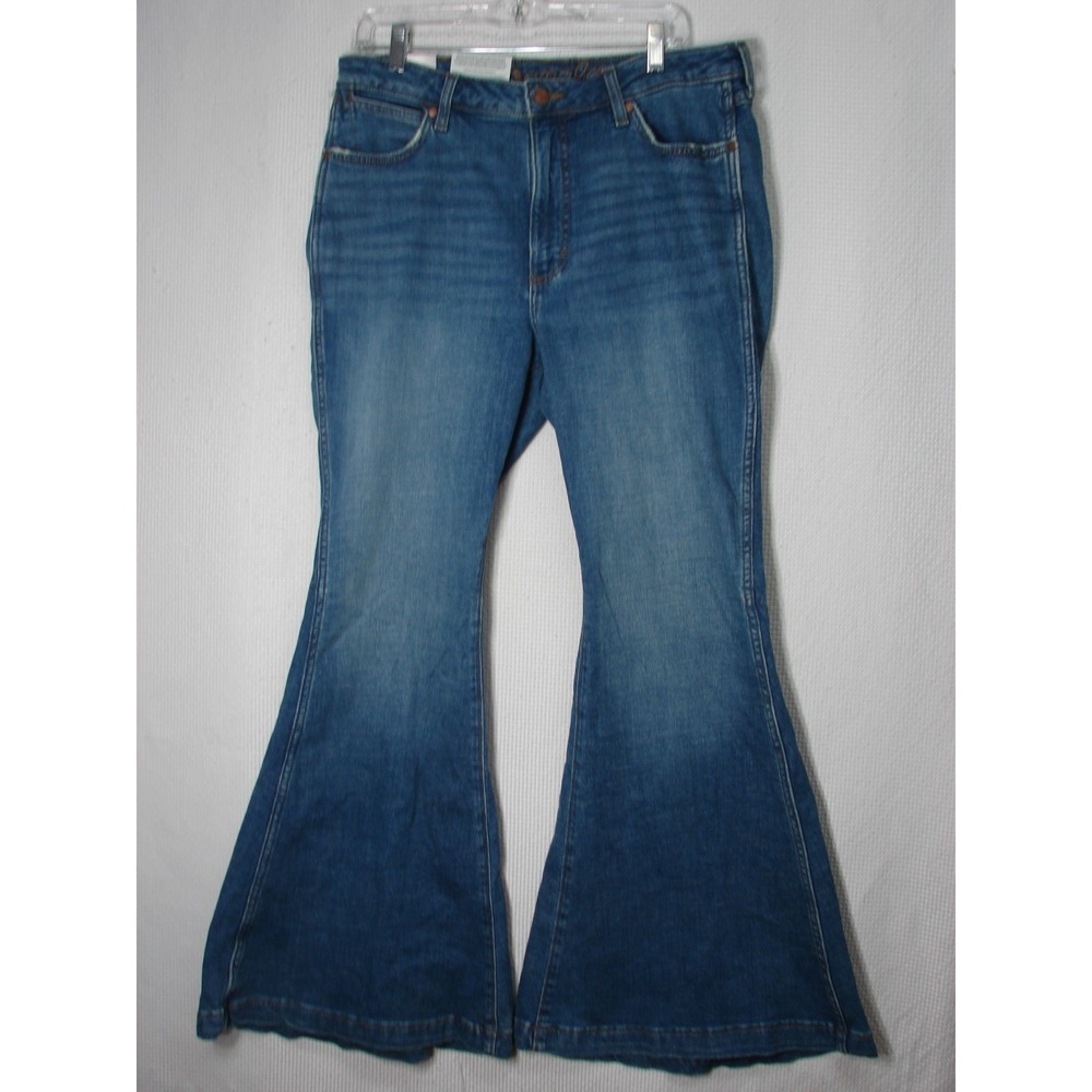 New Wrangler Retro Trumpet Flare Womens Jeans 32x32 Blue High Rise Rodeo Cowgirl - Picture 11 of 13
